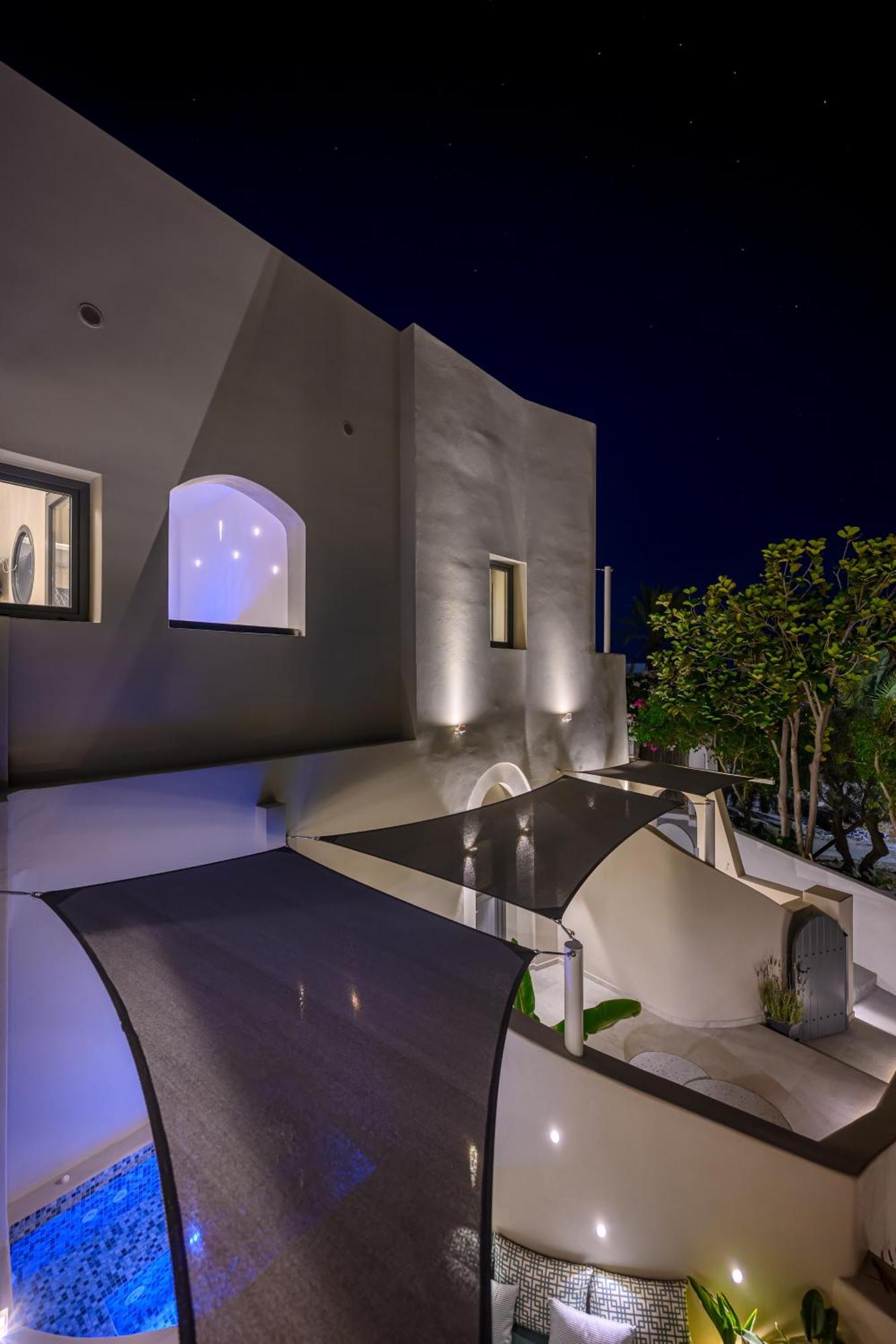 Galaria Serenity Suites Vóthon Екстериор снимка