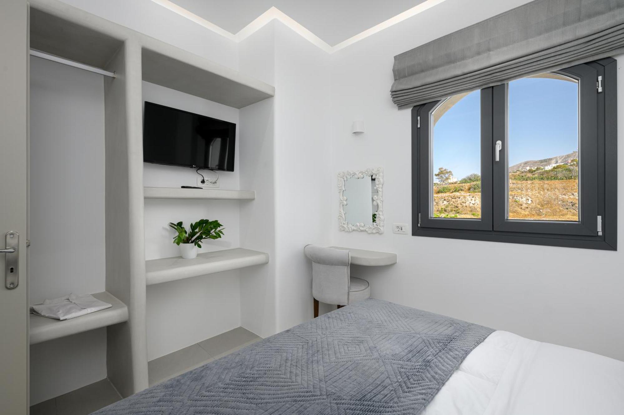 Galaria Serenity Suites Vóthon Екстериор снимка
