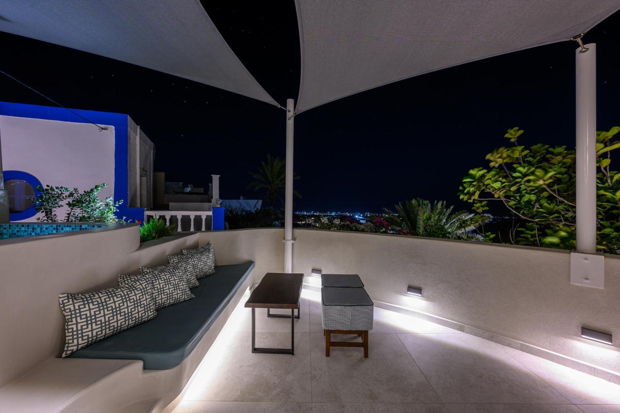 Galaria Serenity Suites Vóthon Екстериор снимка