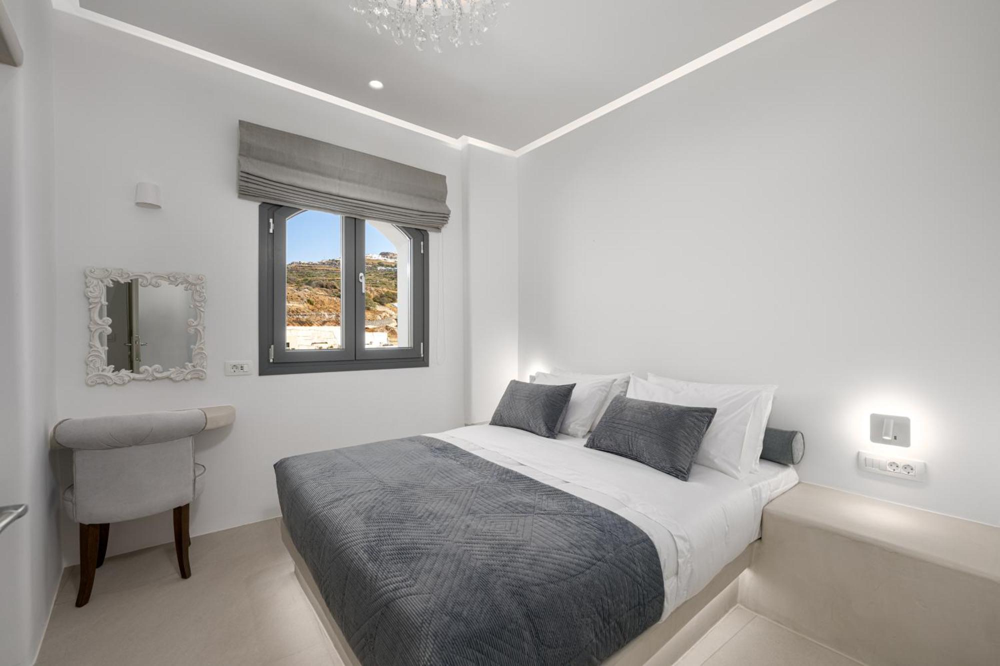 Galaria Serenity Suites Vóthon Екстериор снимка