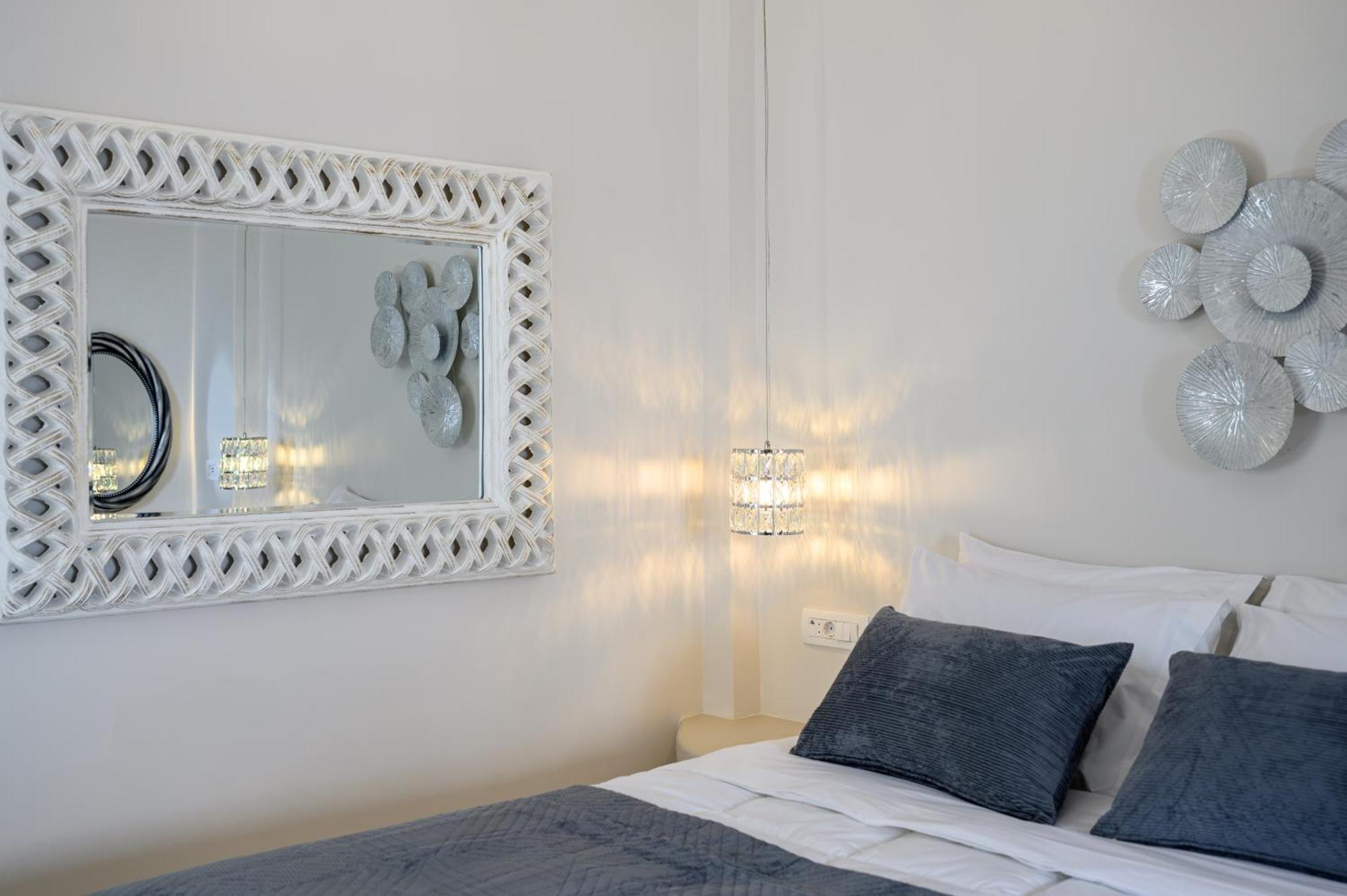 Galaria Serenity Suites Vóthon Екстериор снимка