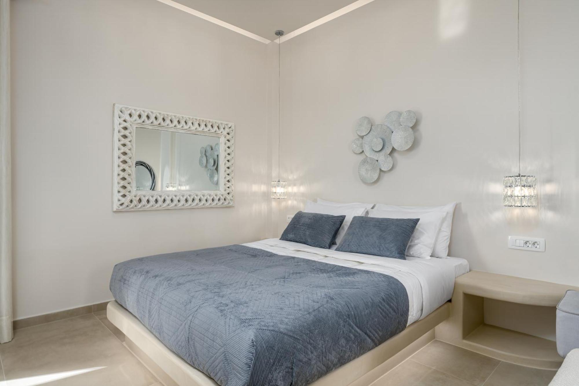 Galaria Serenity Suites Vóthon Екстериор снимка