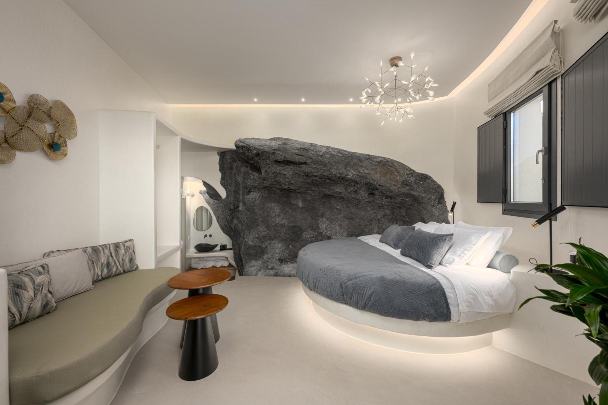 Galaria Serenity Suites Vóthon Екстериор снимка